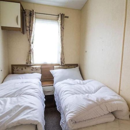 Sunset Drive - Luxury Caravan Apartment Great Yarmouth Bagian luar foto